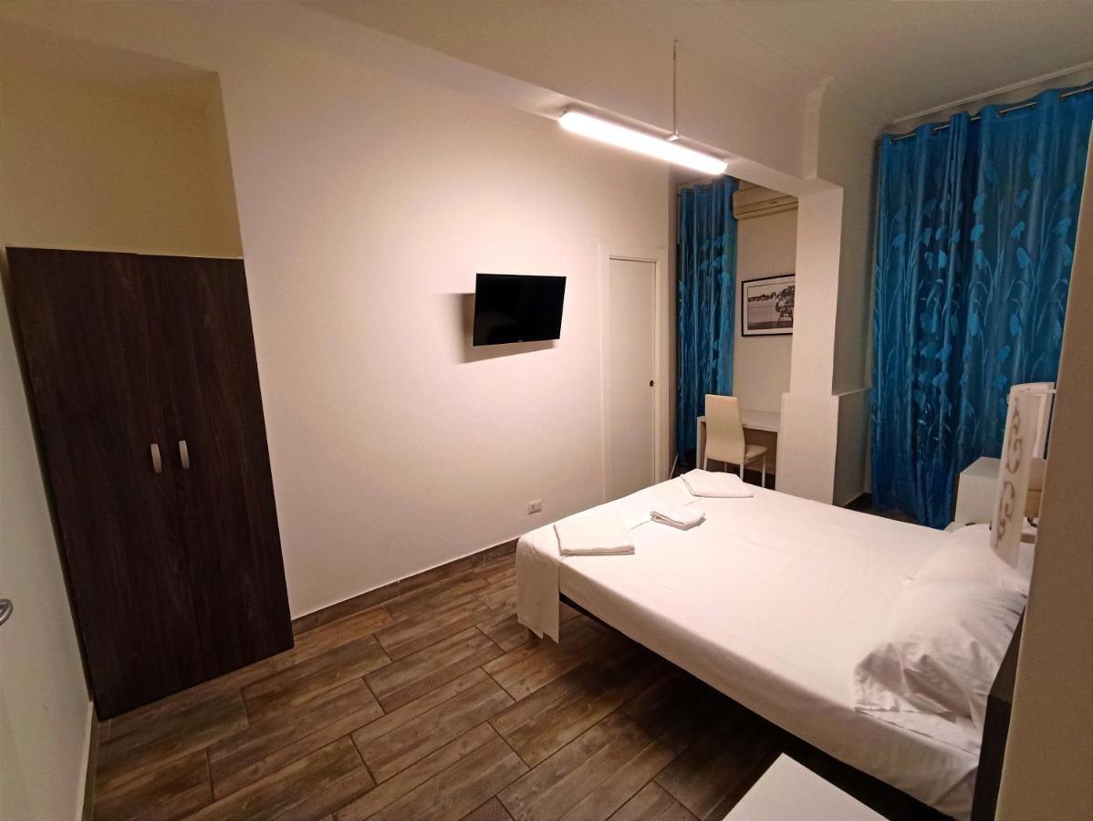 Tiburtina Guesthouse โรม ภายนอก รูปภาพ